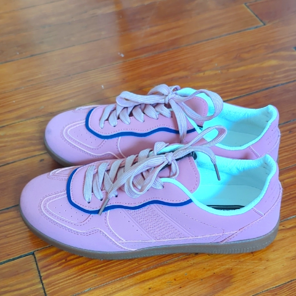 Rachael Roy Pink and Blue Sneakers Size 8